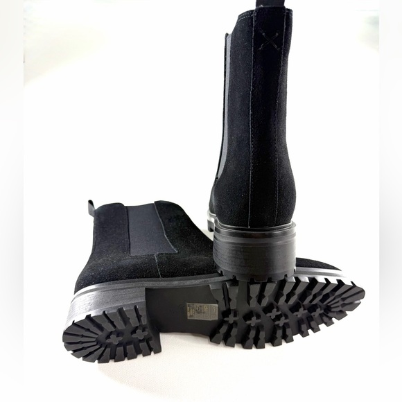 QUINCE Italian Chelsea Boot Suede Color Black Womens Size 7-10 Retail $99 - Picture 4 of 5